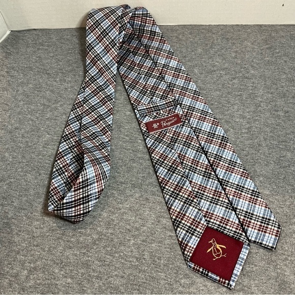 Original Penguin silk plaid tie. - Picture 3 of 10